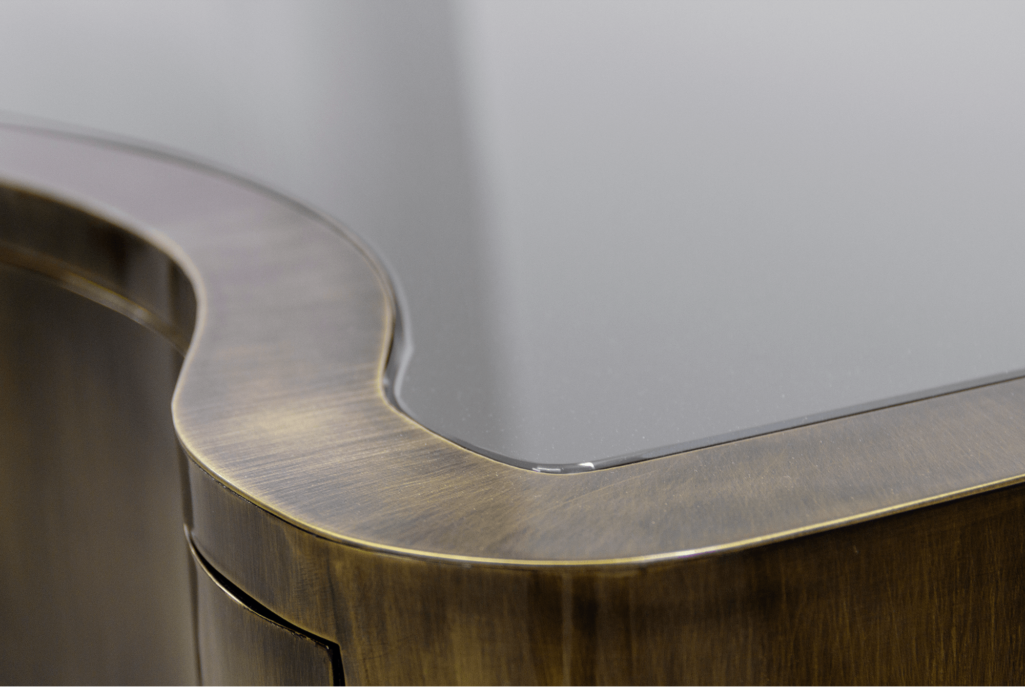 Serpentine patina console