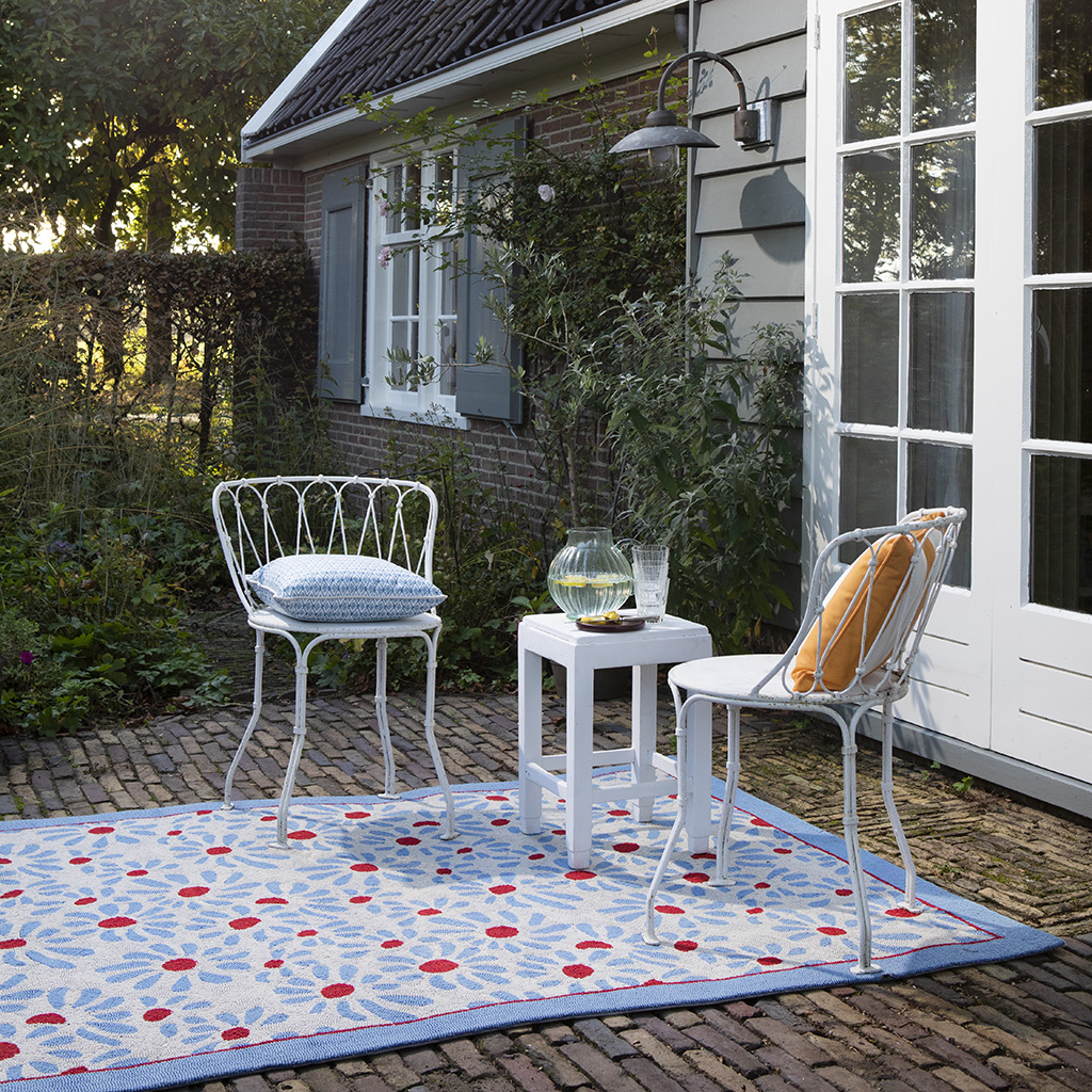 LA thorncliff madeliefje hemelbla outdoor tapijt | Maat: 250 × 350 cm