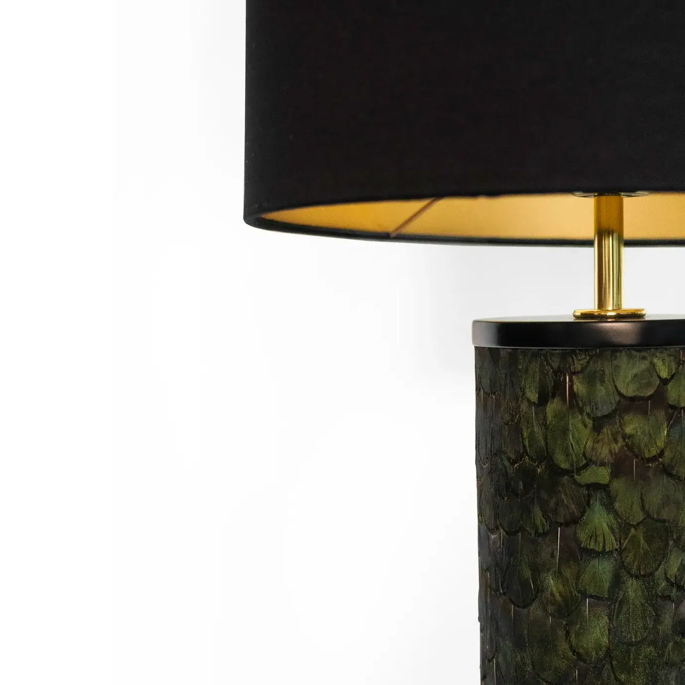 Tailor pauwenveer tafellamp