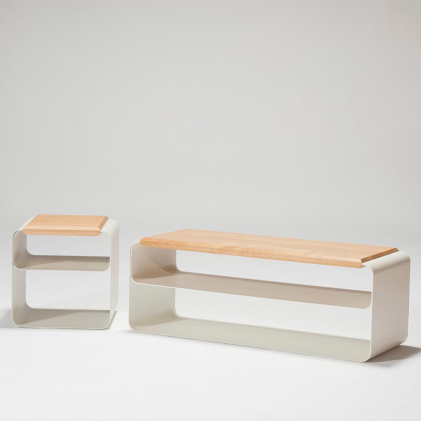 Eigentijdse hout en metaal bank (var. 2)