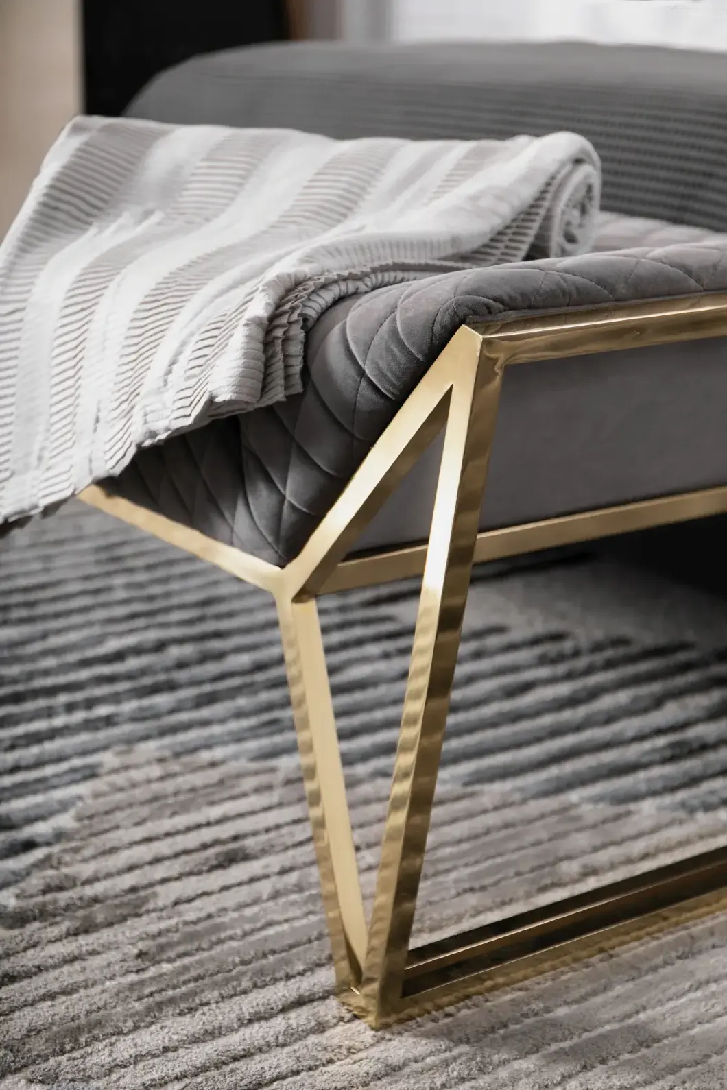 Prism ottoman - 8