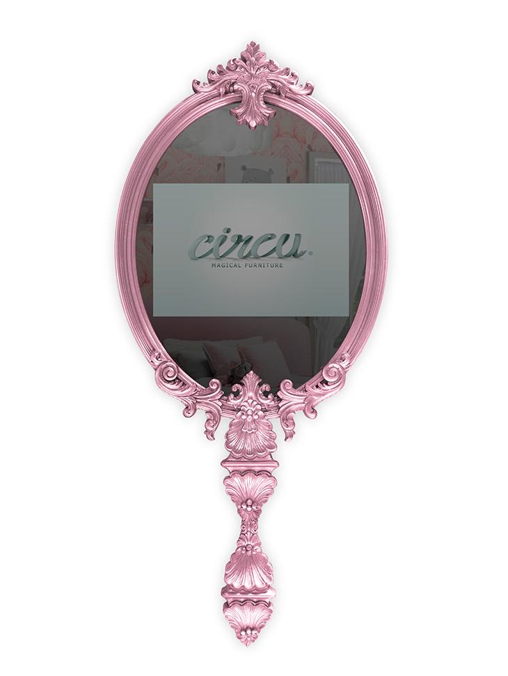 Enchanted spiegel met tv