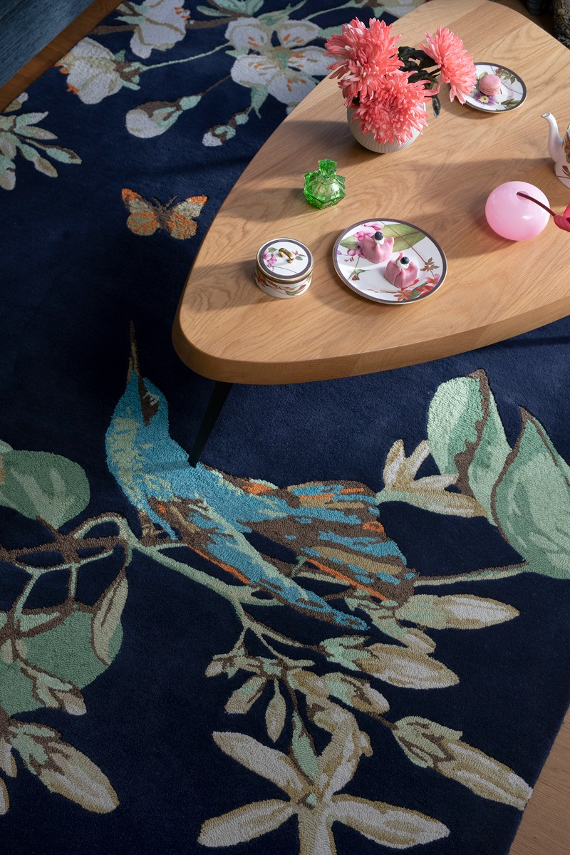 Hummingbird marineblauw tapijt | Maat: 200 × 280 cm