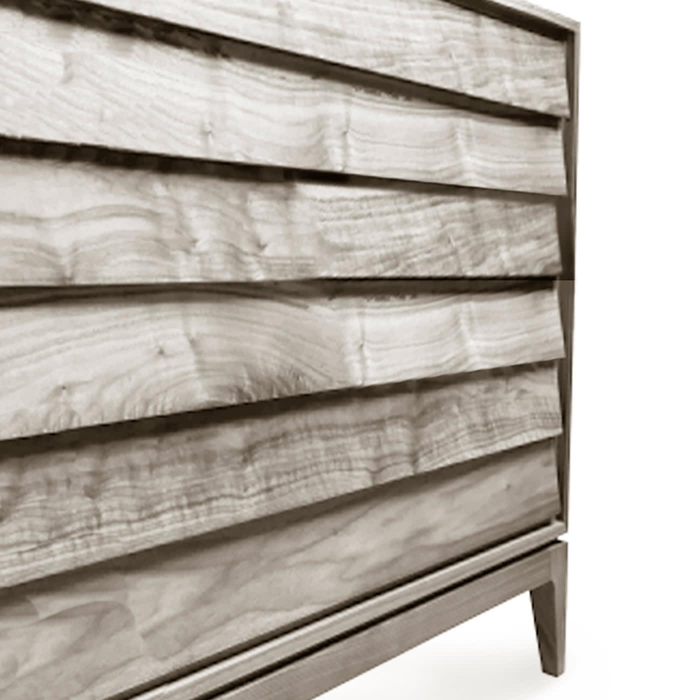 Liliale grijze ladekast