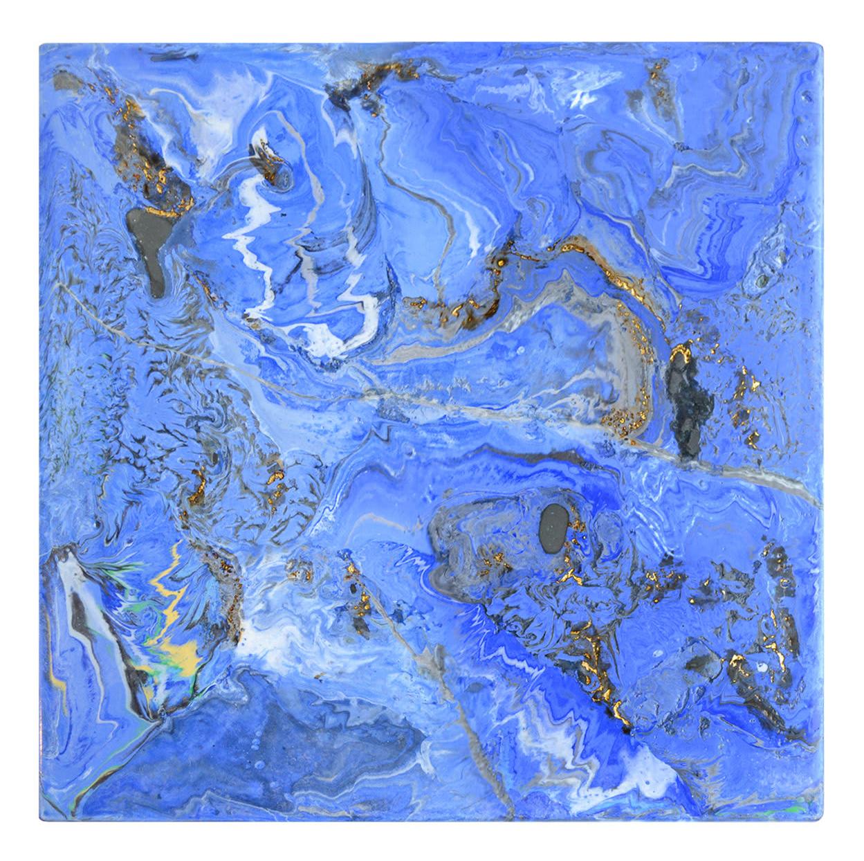 Ultramarine blauwe bijzettafel