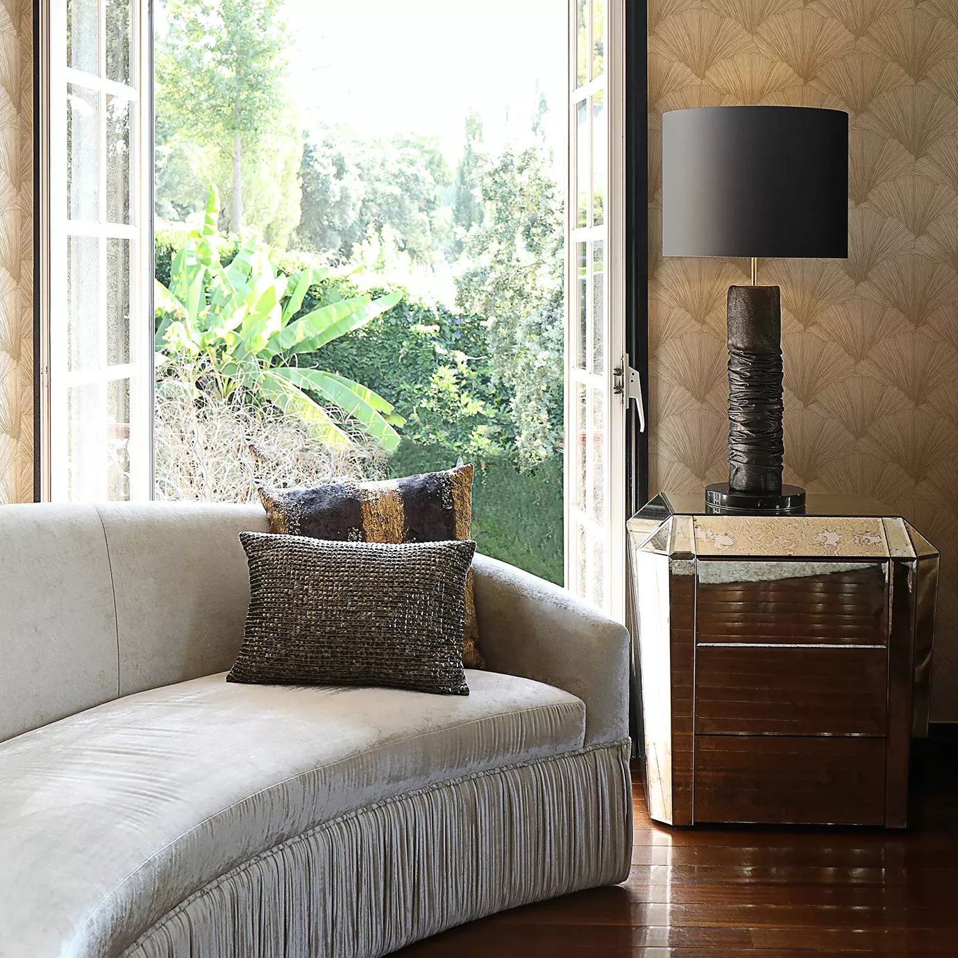 Vamp volledig gestoffeerde bank