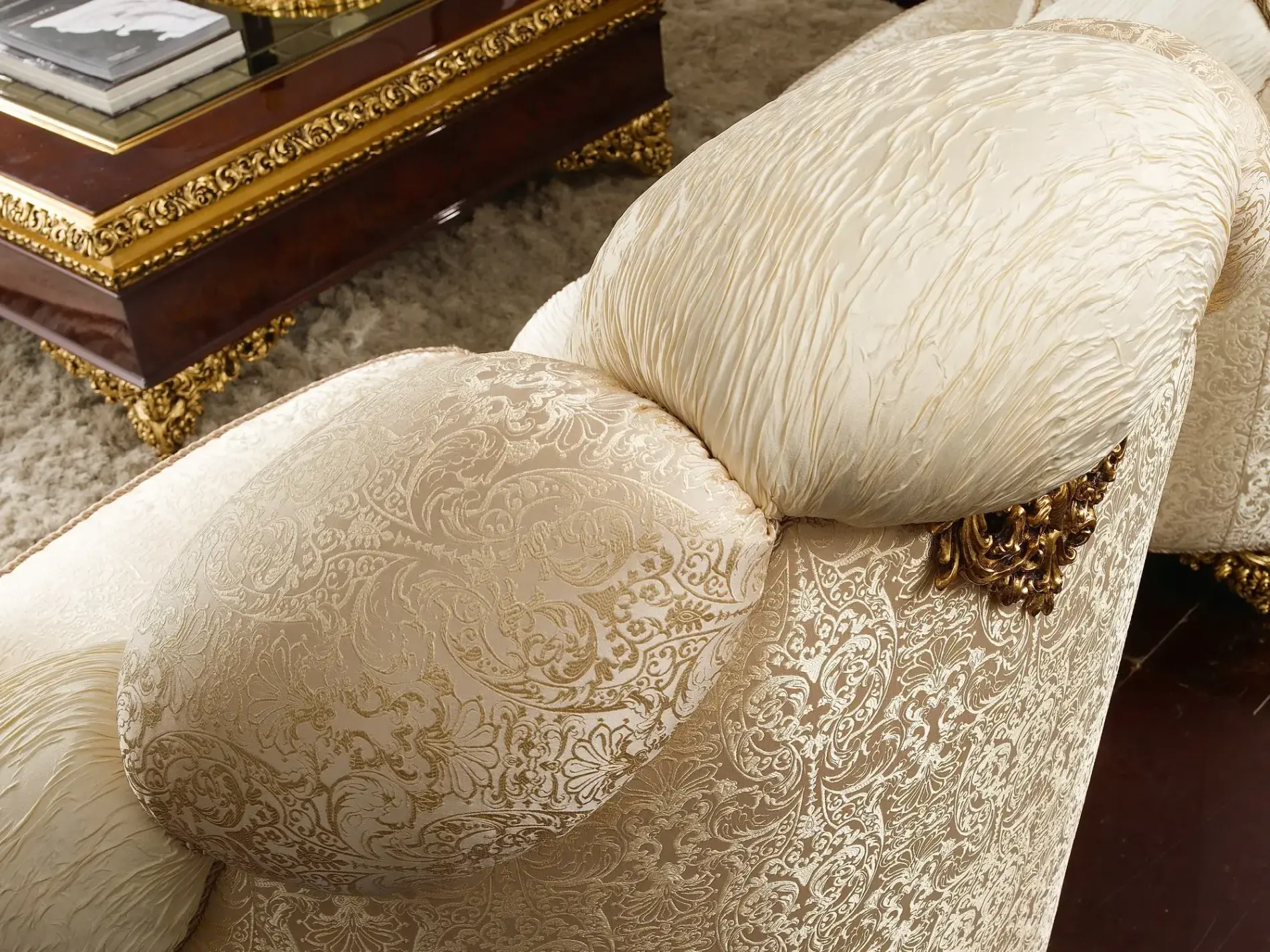 Royal Italiaanse stoffen fauteuil