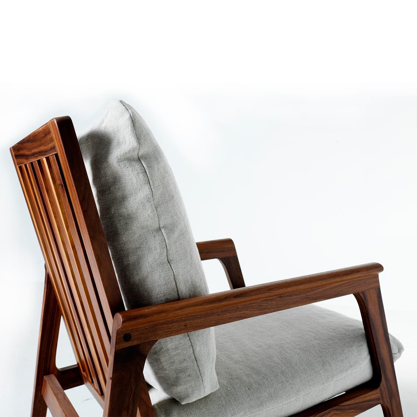 Momento bruine schommelstoel | Bekleding: Linen UNICO NF184 20