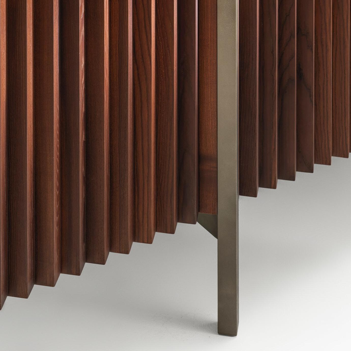 Ara Dressoir