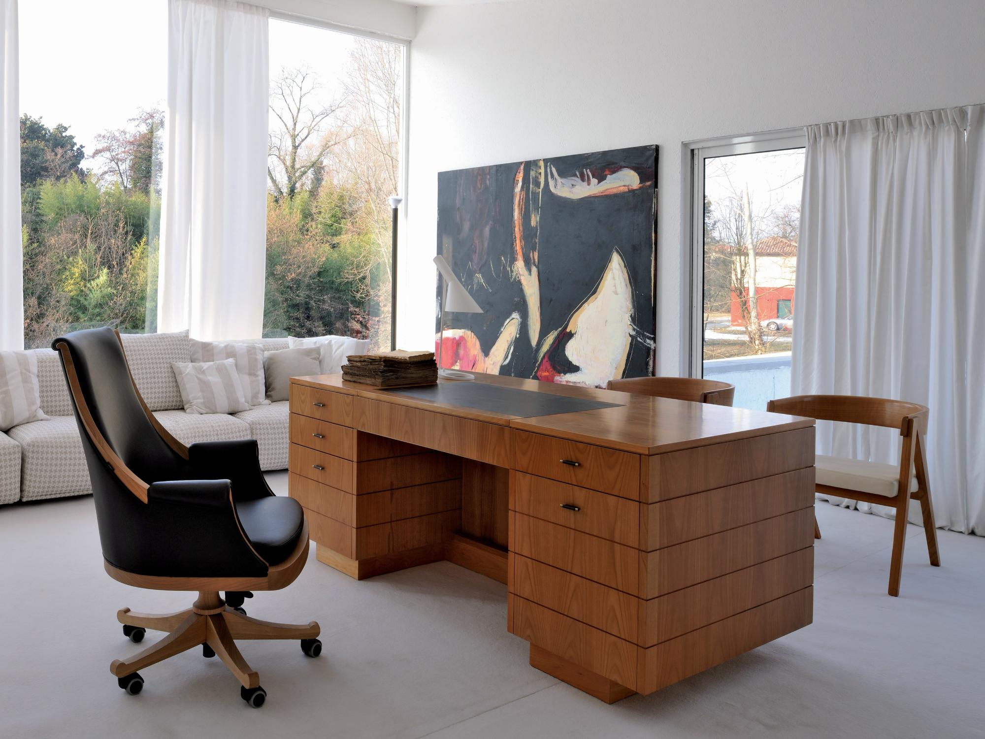 Roma Bureau