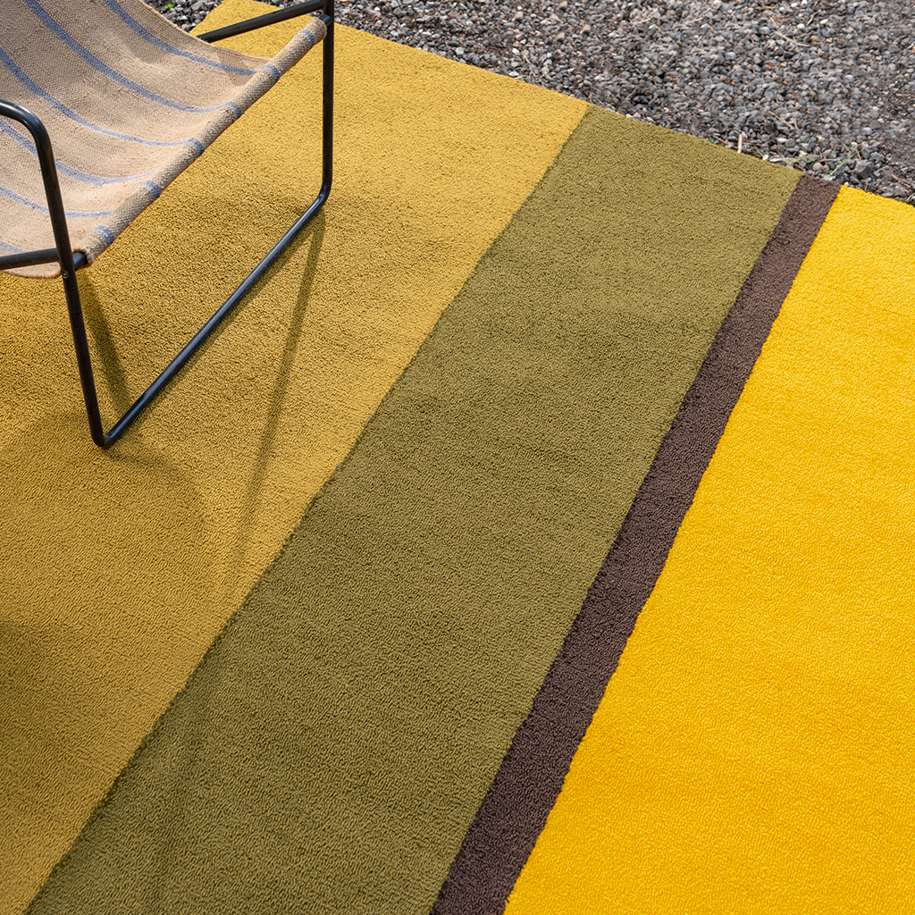 Festival streep geel outdoor tapijt | Maat: 250 × 350 cm