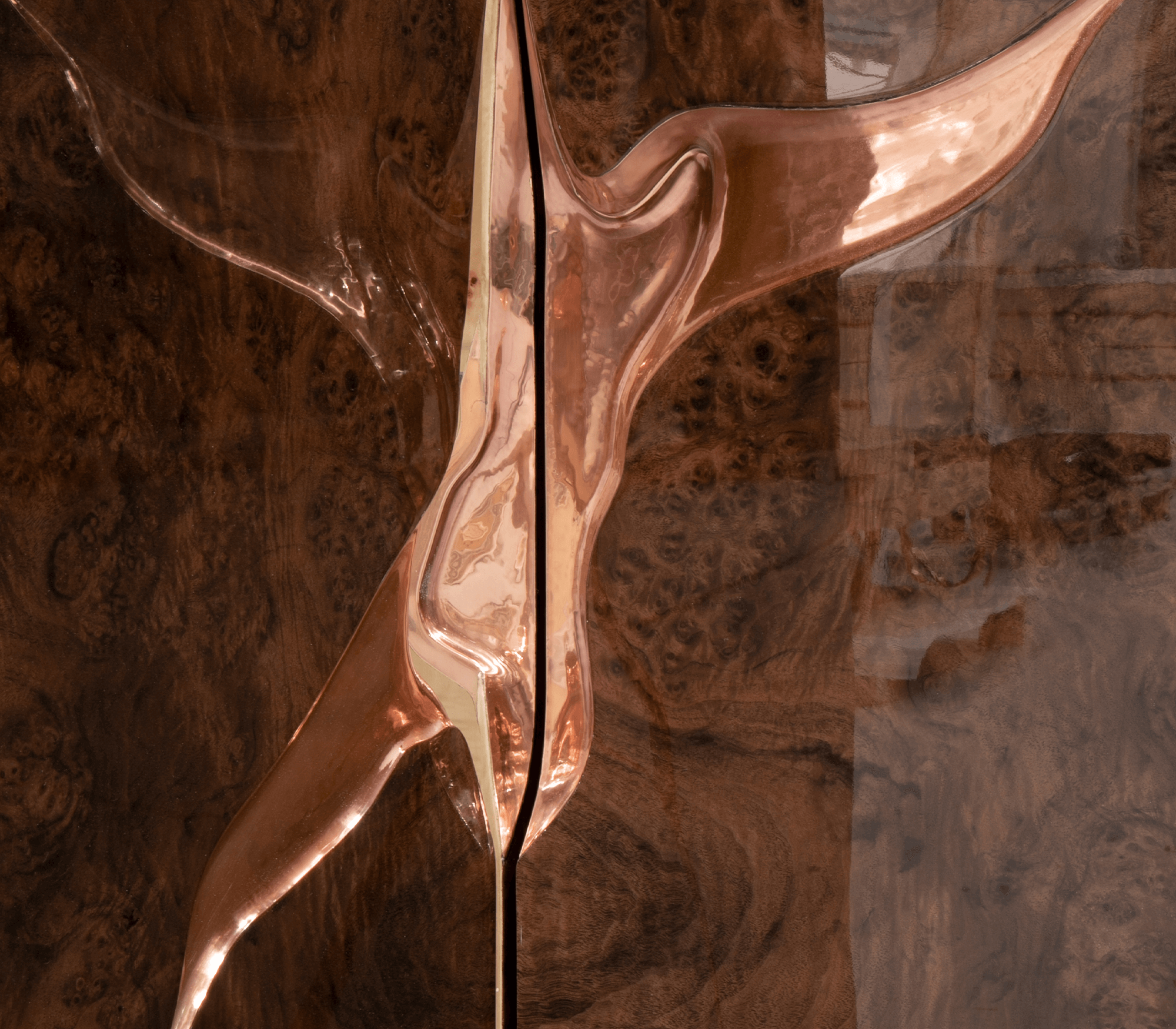 Fissure rosé gouden dressoir