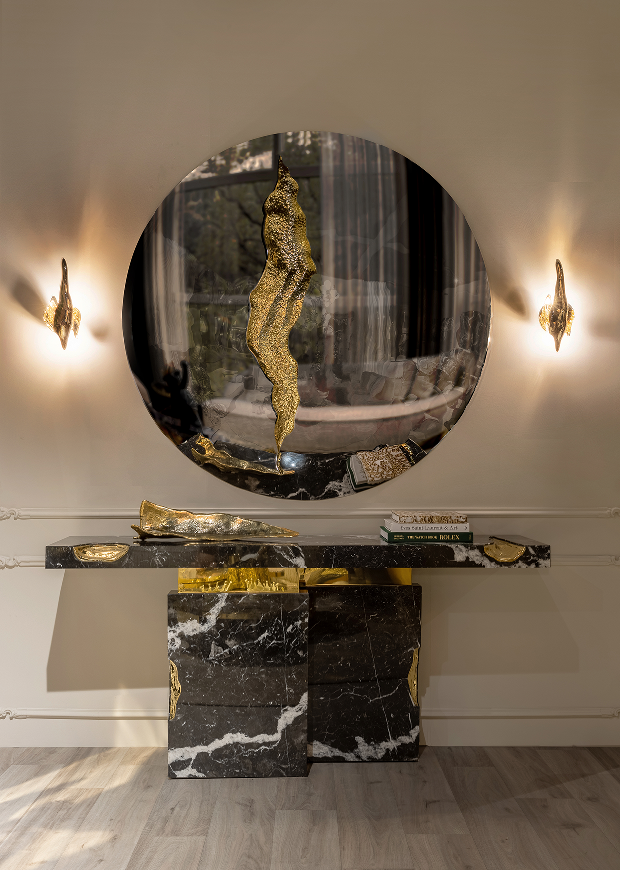 Dominion Nero Marquina console