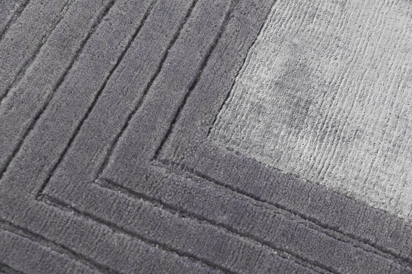 Handgeknoopt grijs kader wol & viscose tapijt | Maat: 300 × 400 cm