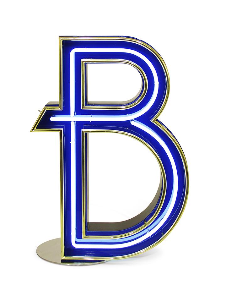 Bold Letter B lamp