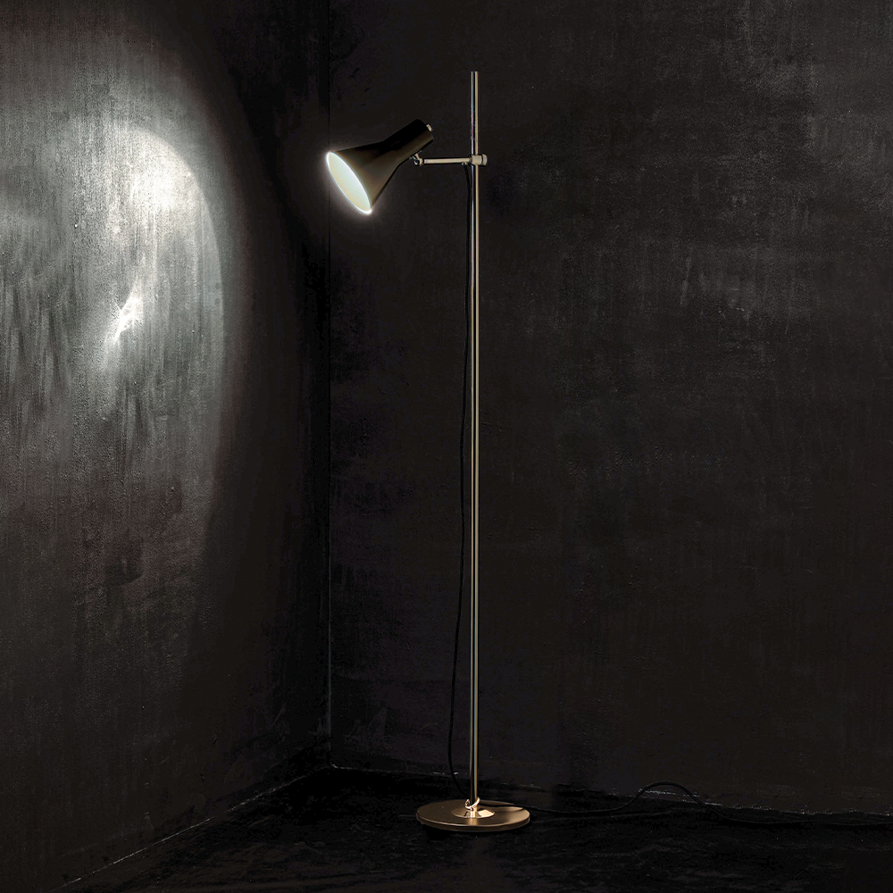 Adventurer vloerlamp