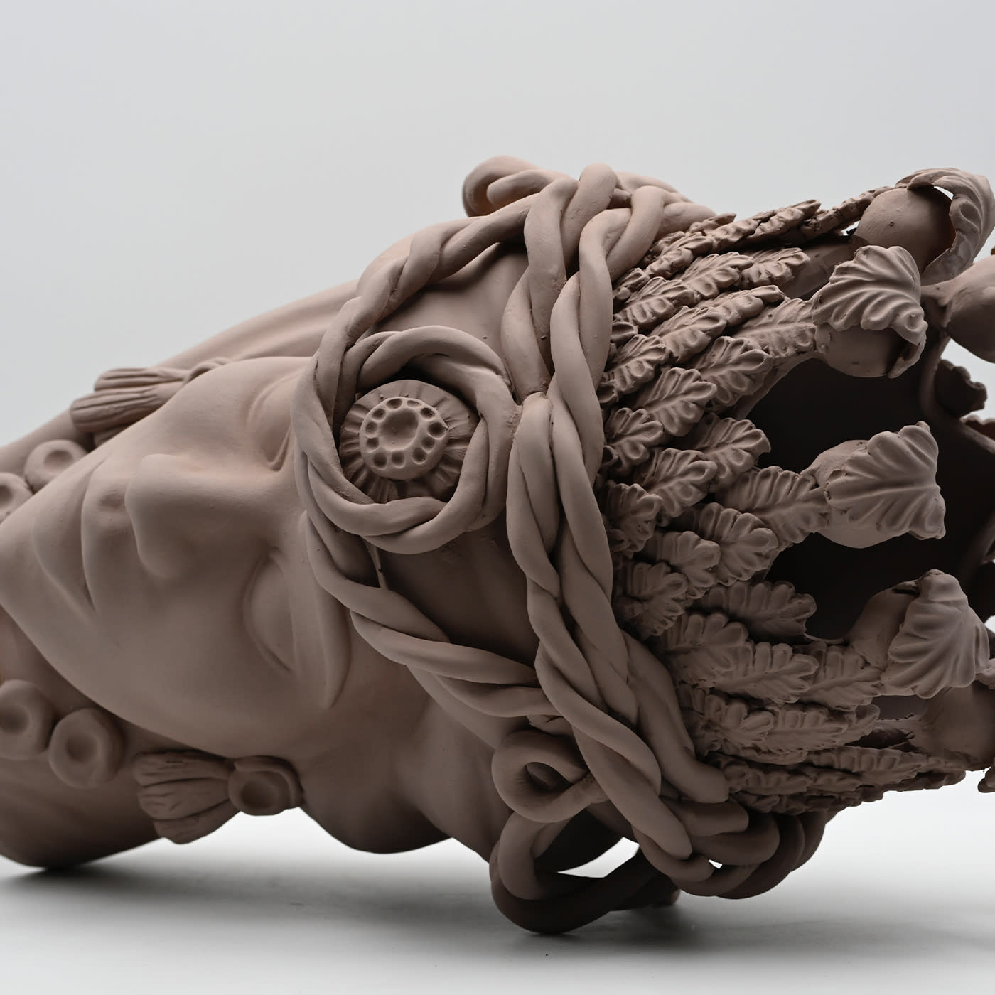 Moor's Head zandkleurige sculptuur