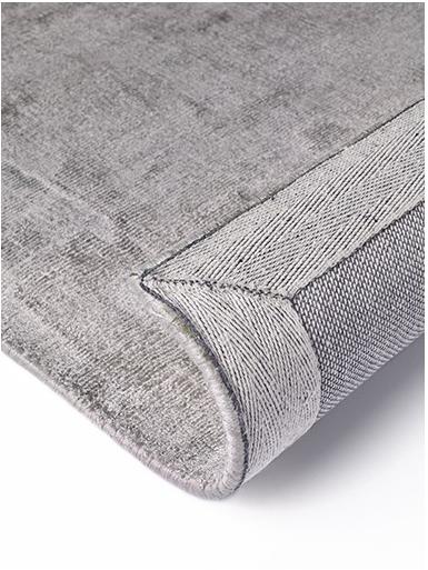 Glanzend Light Grey handloom tapijt | Maat: 200 × 300 cm