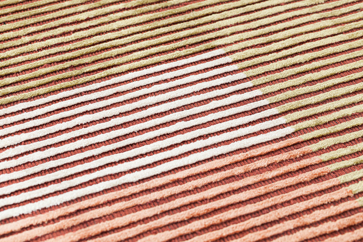 Handloom viscose lijnen vloerkleed