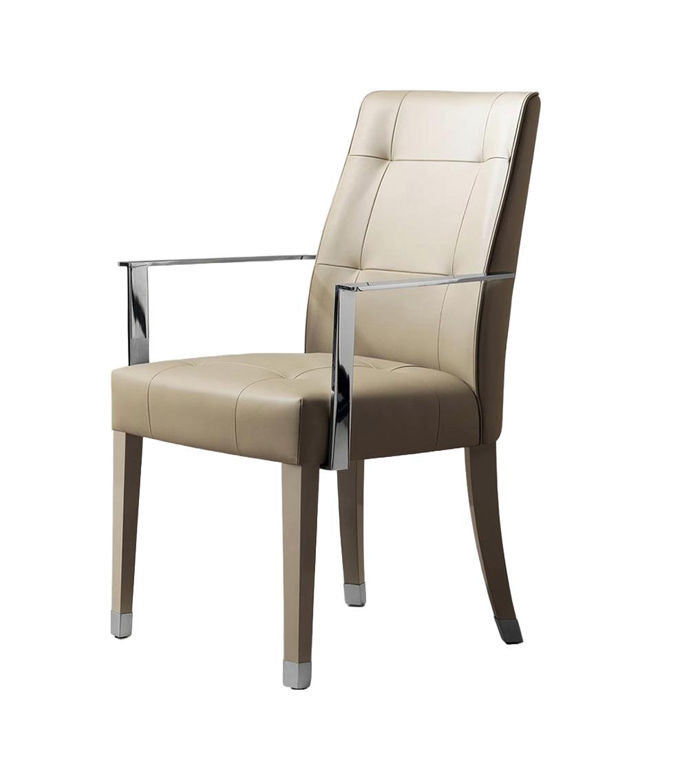 Leren fauteuil met metalen armleuningen