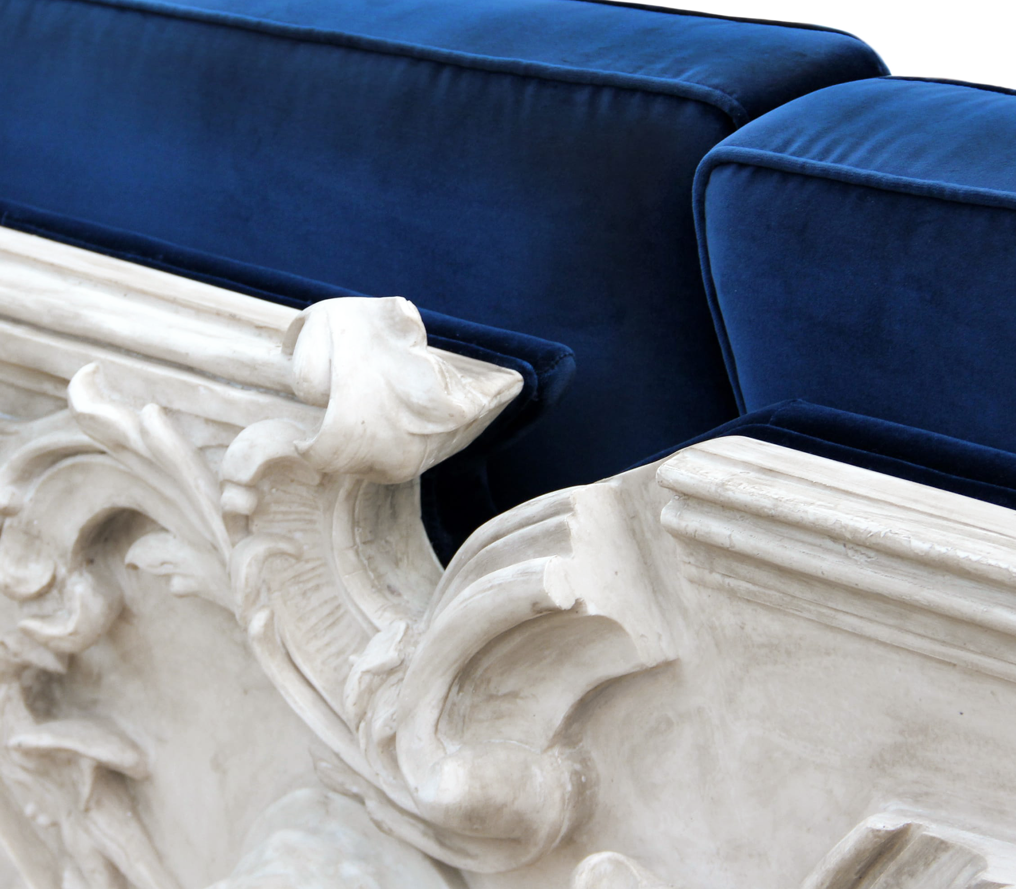 Versailles regal bank