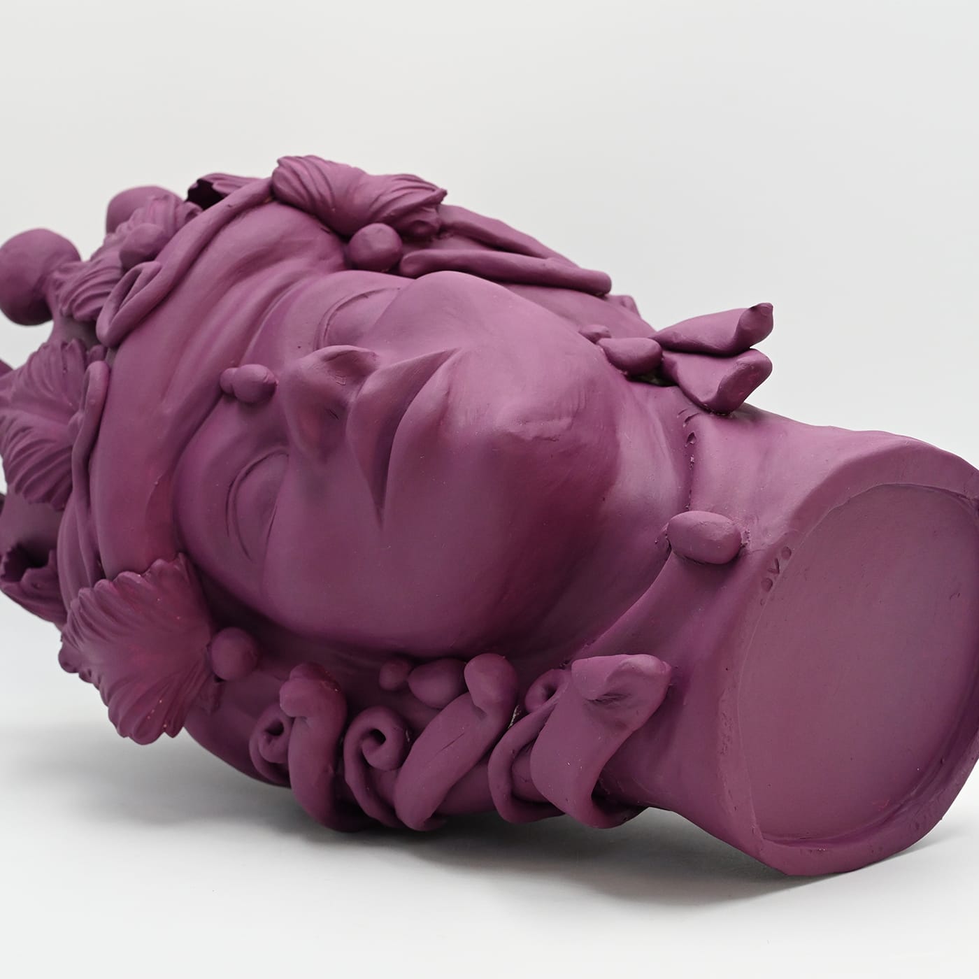 Moor's Head paarse handgemaakte sculptuur