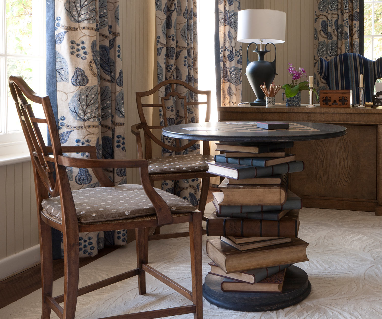 Tenbury Navy Oak speltafel