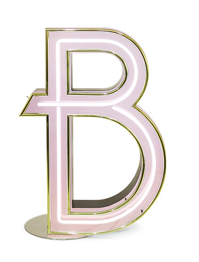 Bold Letter B lamp