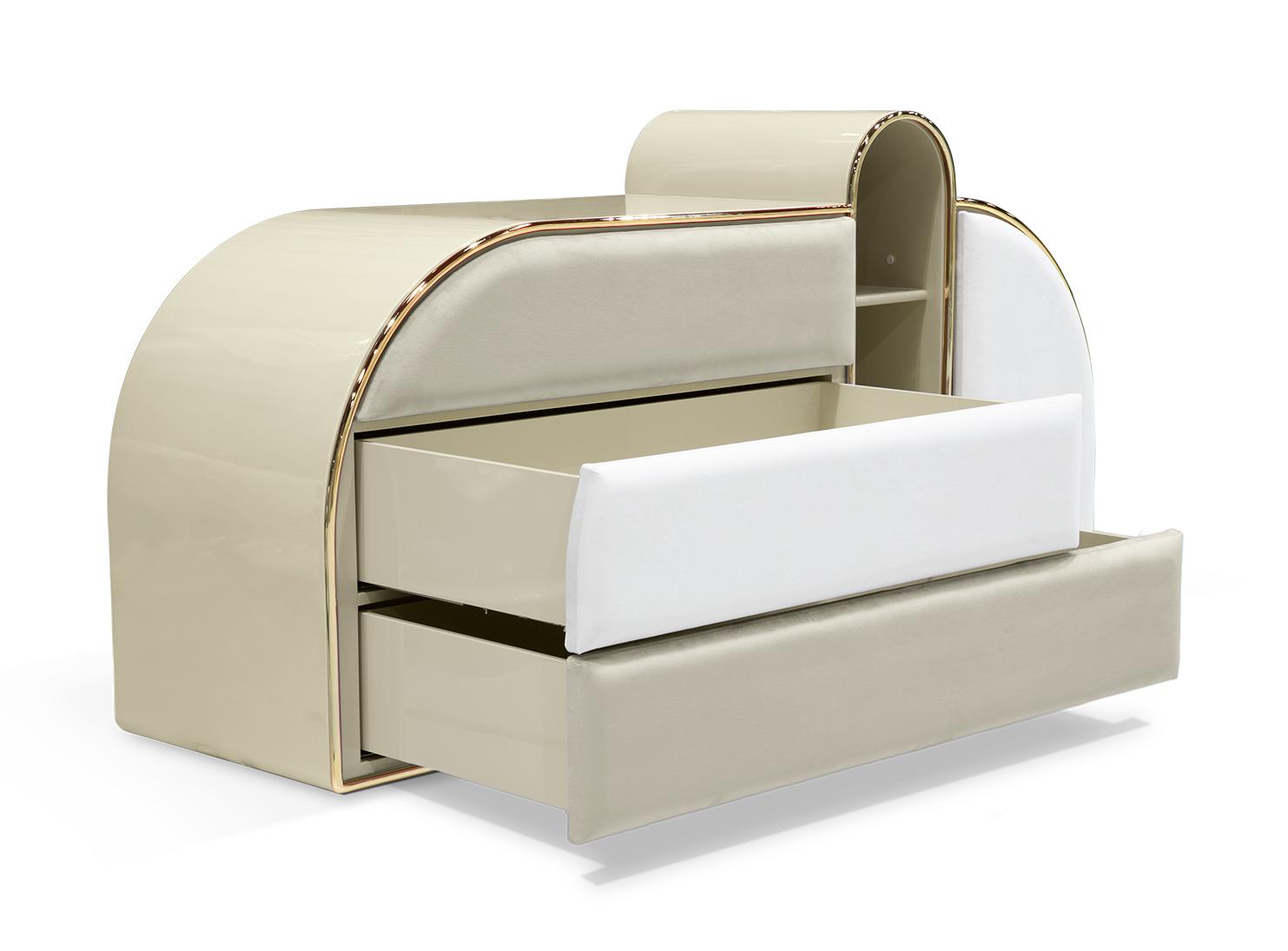 Candy Coated ladekast met drie laden