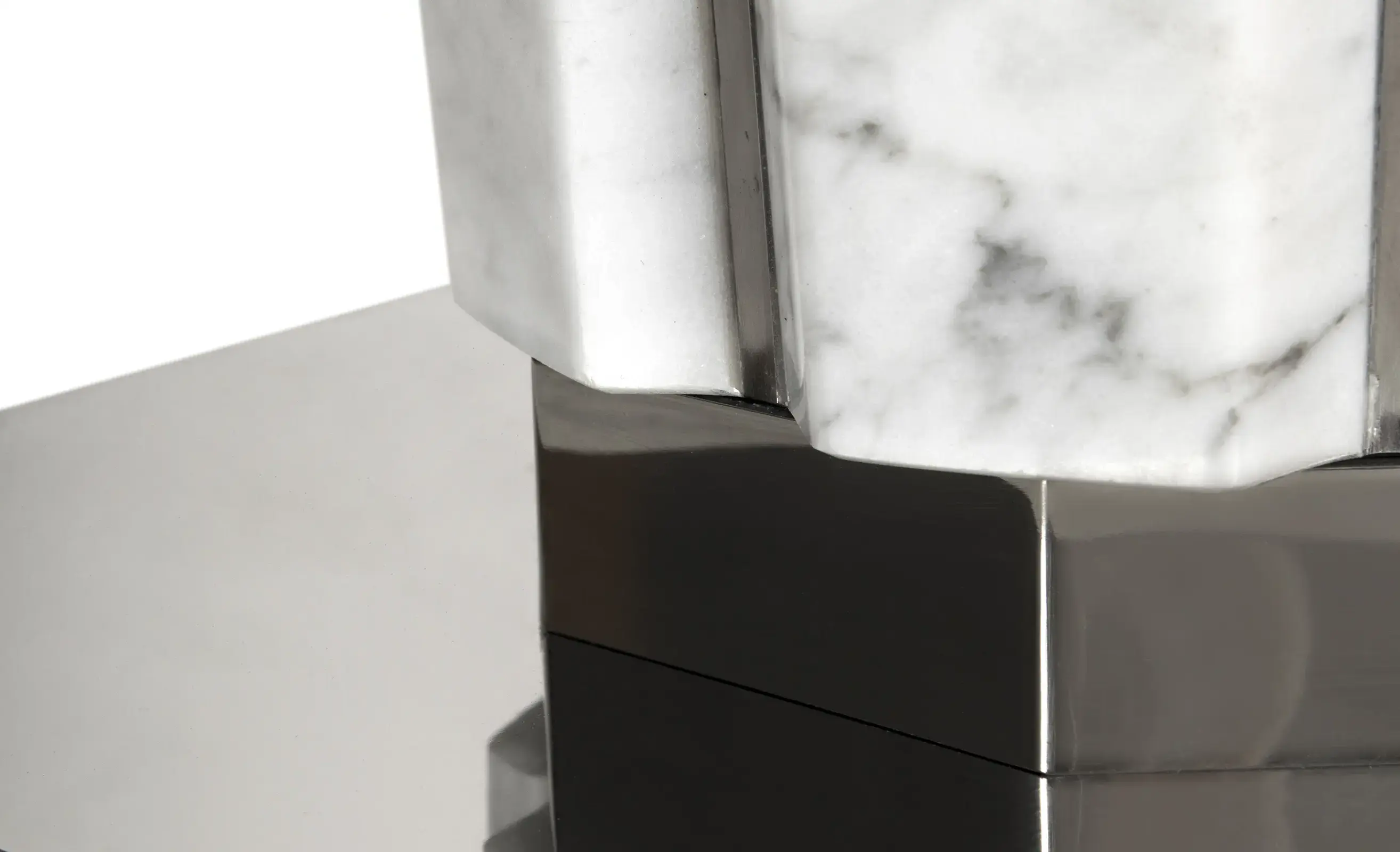 Enigma tuinbijzettafel