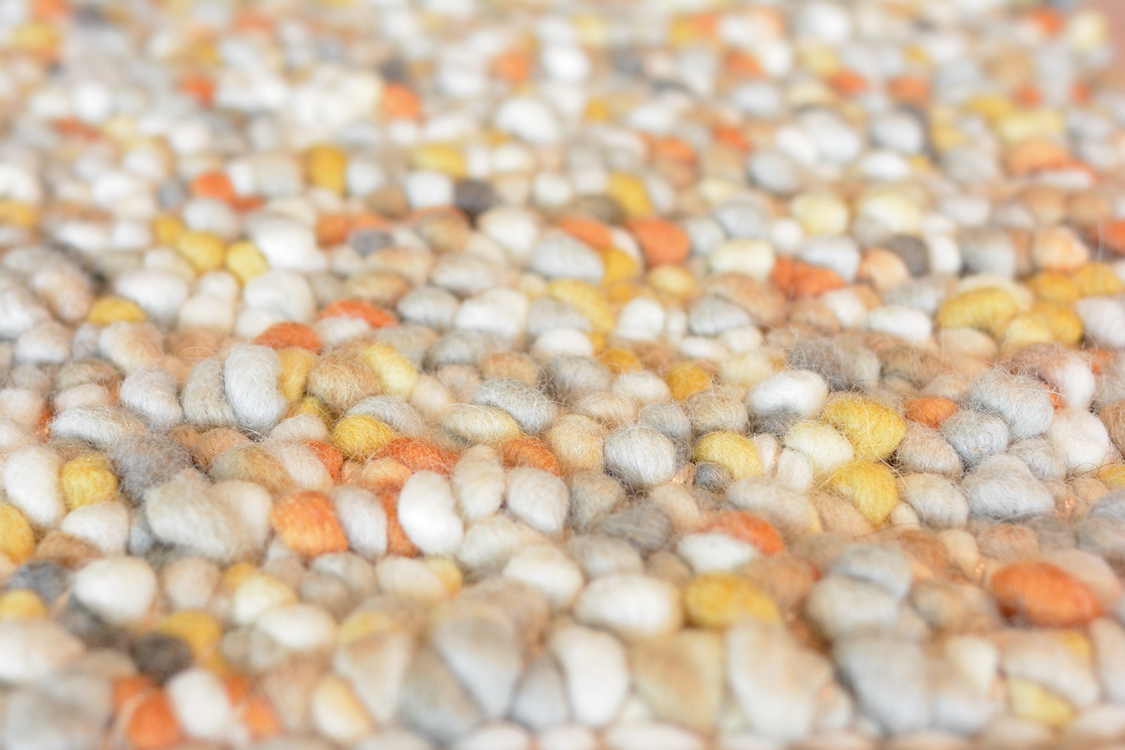 Pebble touch of orange tapijt | Maat: 140 × 200 cm