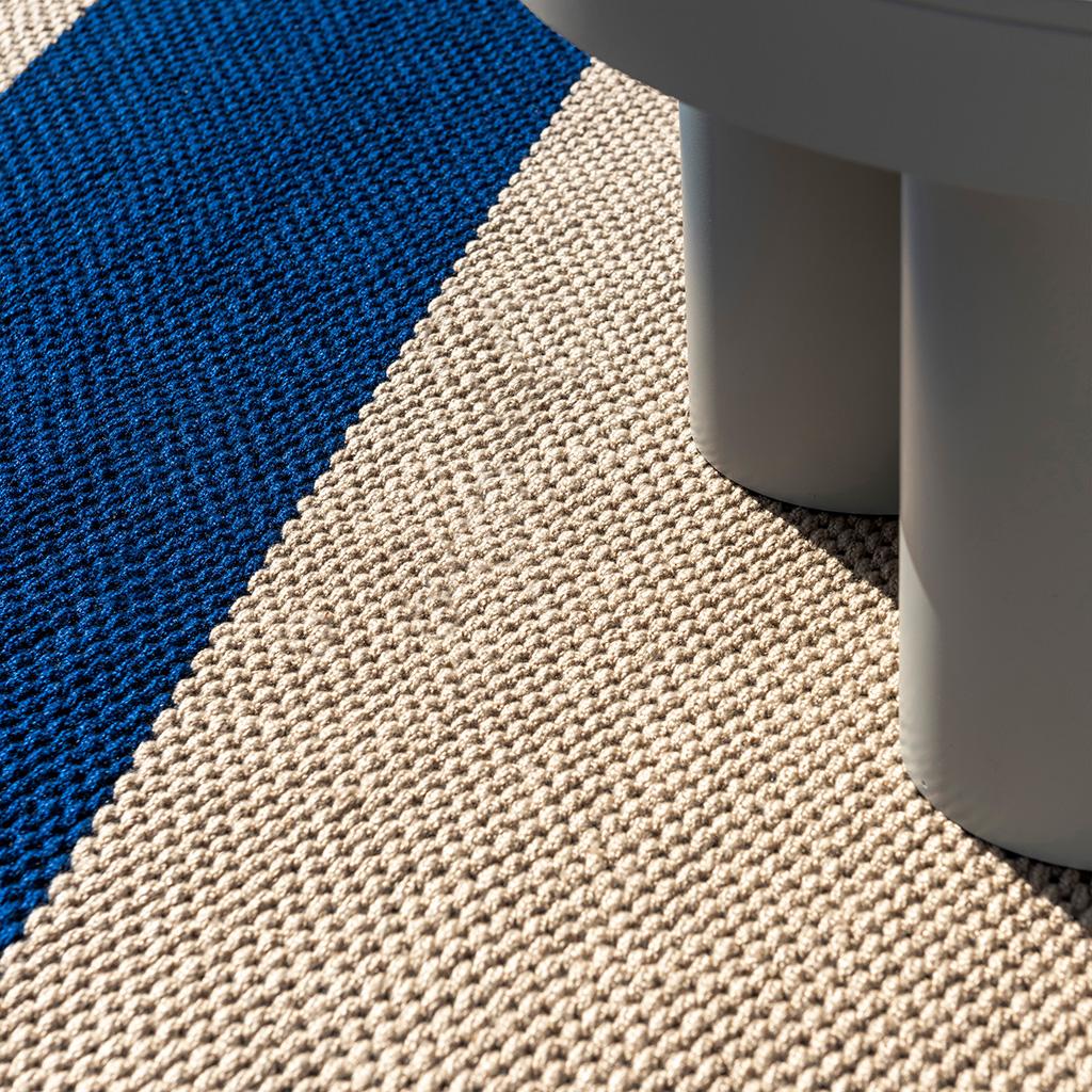 Deck elektrisch blauw outdoor tapijt | Maat: 250 × 350 cm