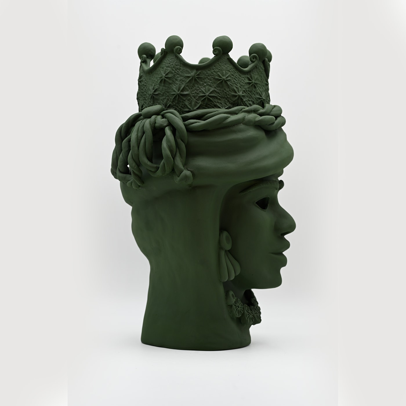 Groene handgemaakte sculptuur