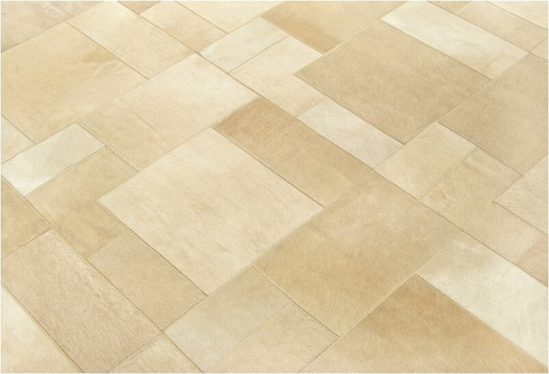 Puzzle col.4 koeienhuid tapijt | Maat: 220 × 220 cm
