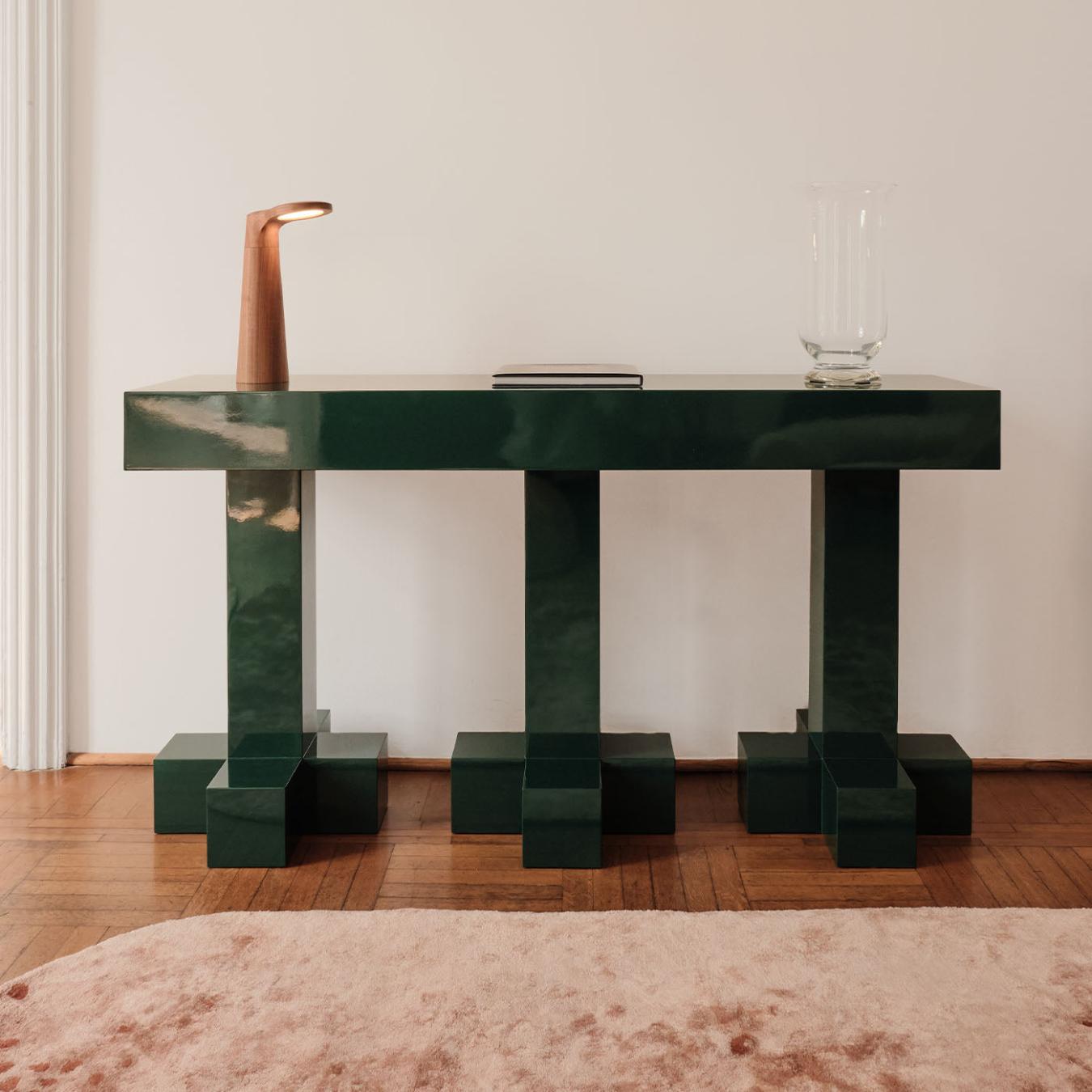 Glanzende groene consoletafel