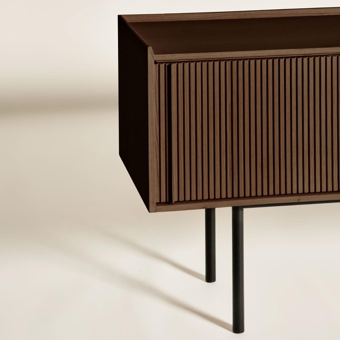 Sipario hoog bruin 2-deurs dressoir