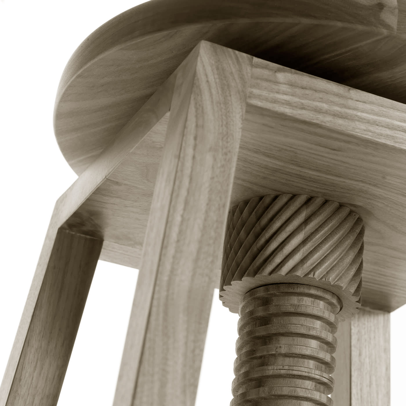 Invito lage grijze kruk