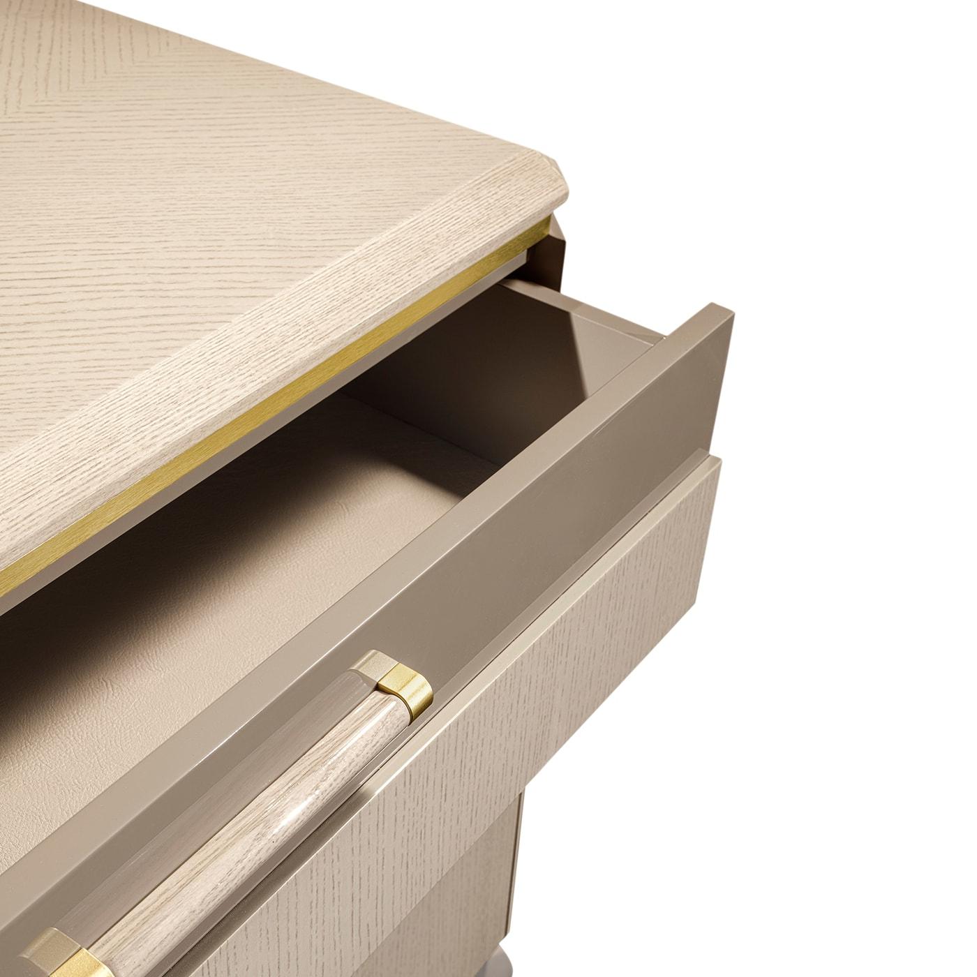 Victor ivoren kaptafel