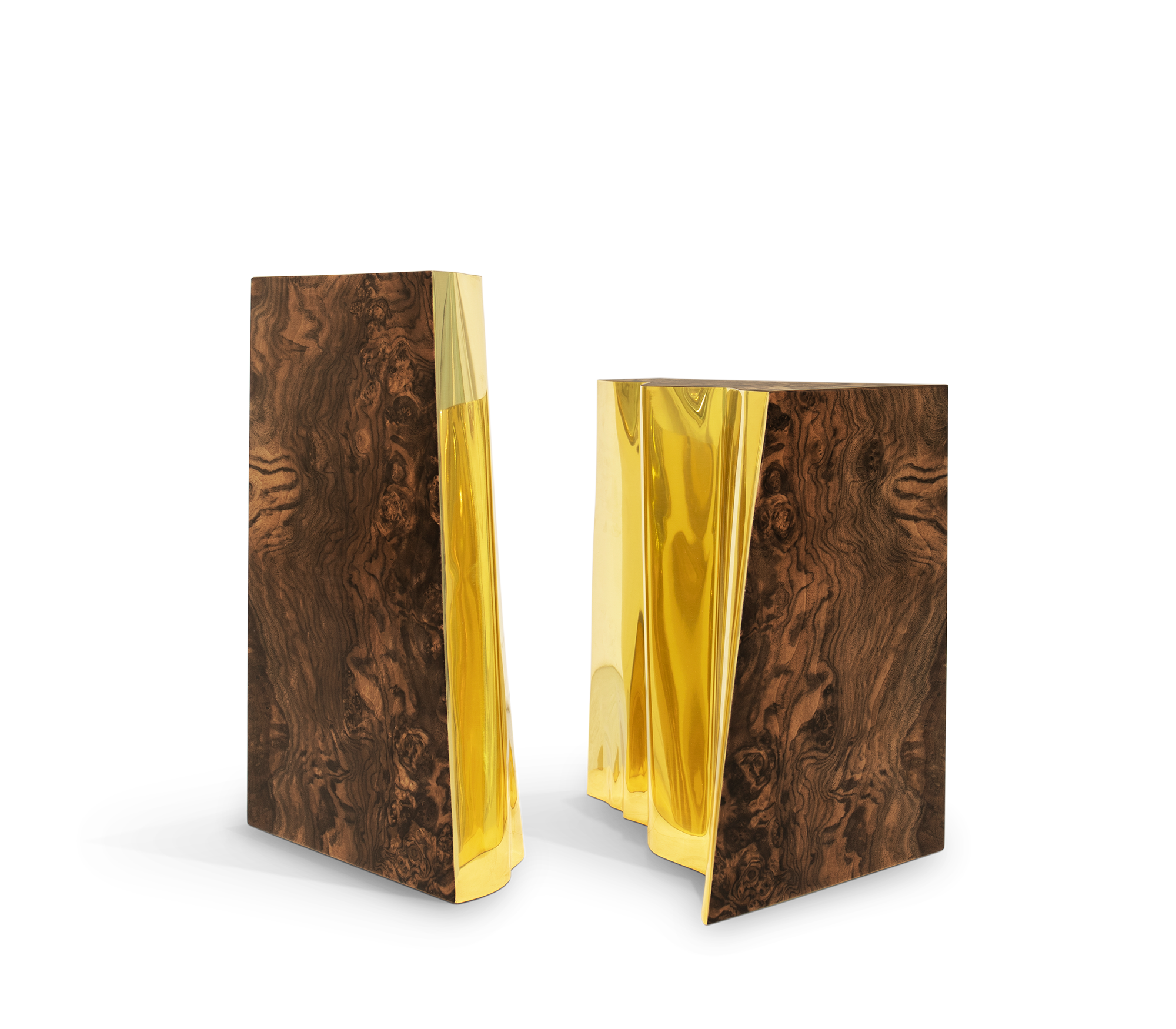 Fissure walnoten bijzettafel