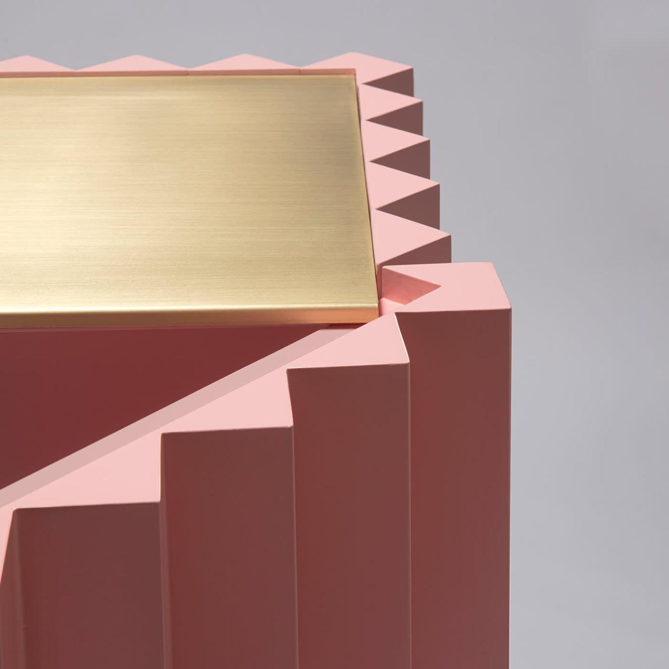 Elegante roze dressoir