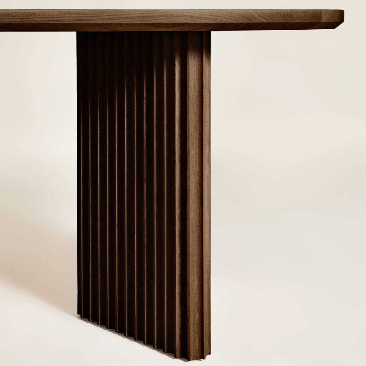 Basalto bruine essen tafel