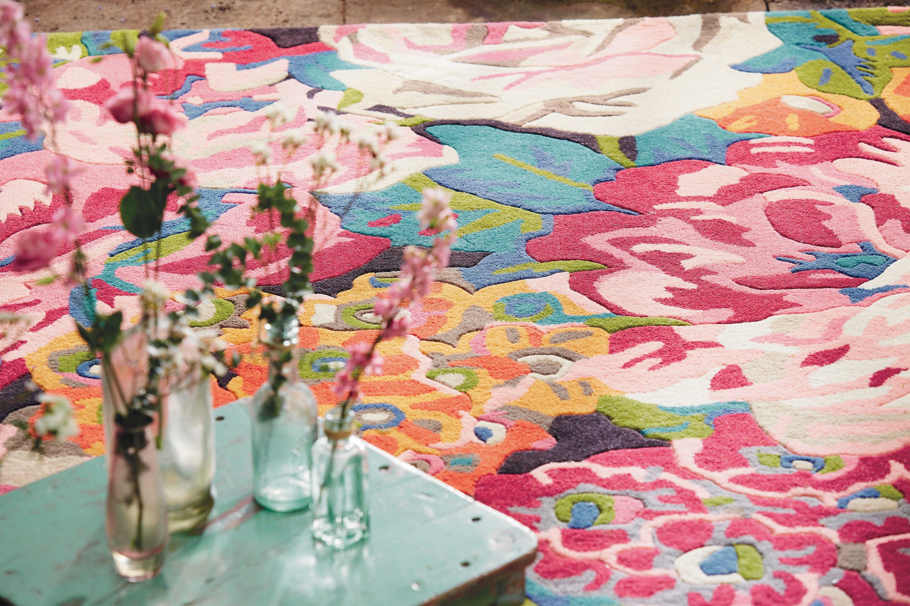 Rose & peony cerise tapijt | Maat: 200 × 280 cm