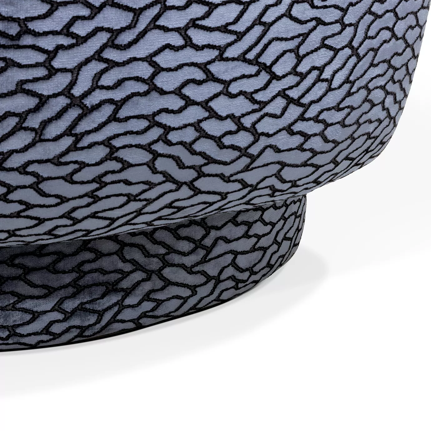 Debra loveseat
