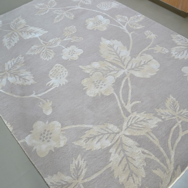 Wild strawberry tonal tapijt | Maat: 250 × 350 cm
