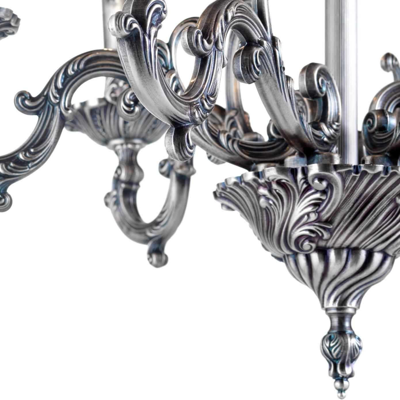 Klassieke Kroonluchter in Blauw Zilver Afwerking