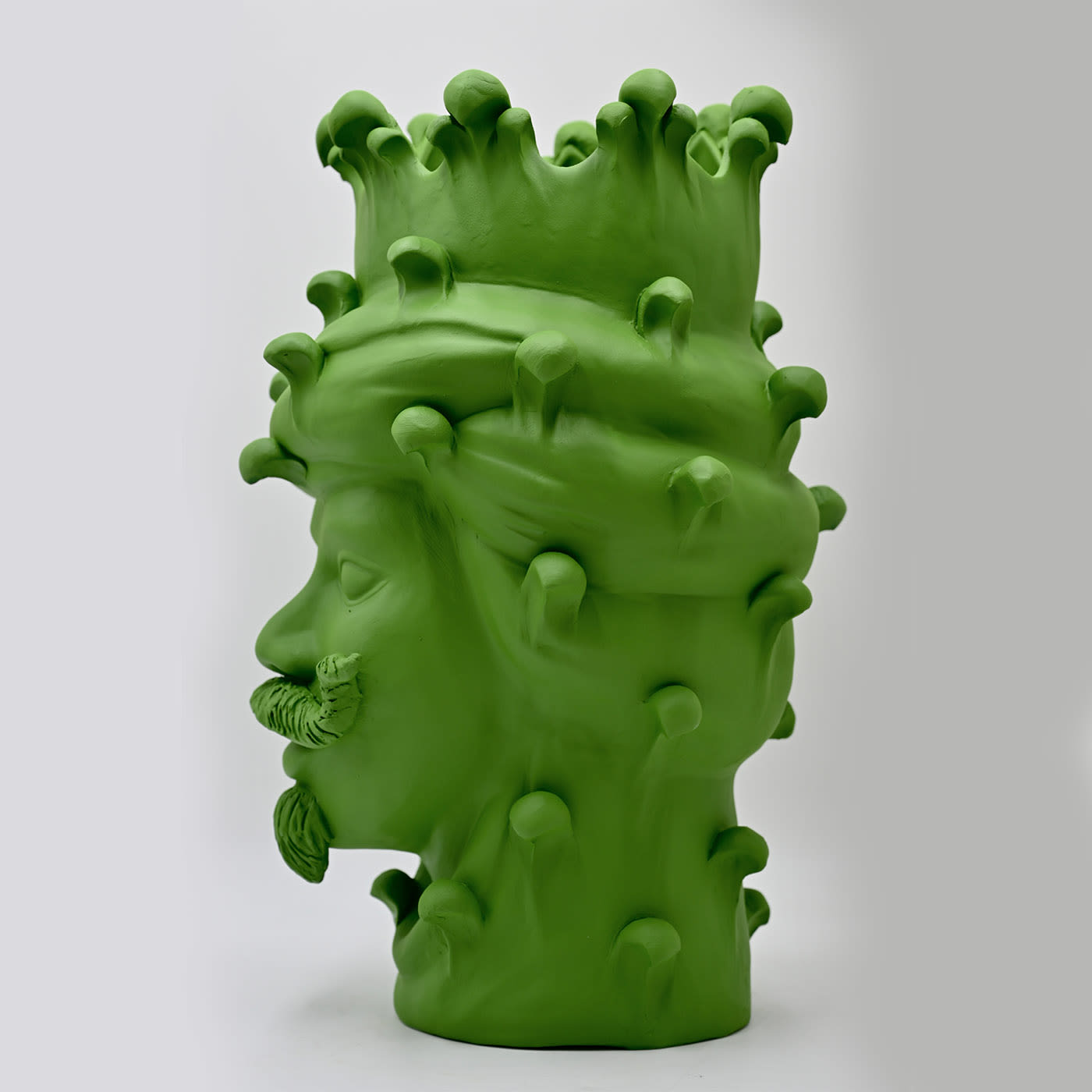 Moor's Head matgroene sculptuur