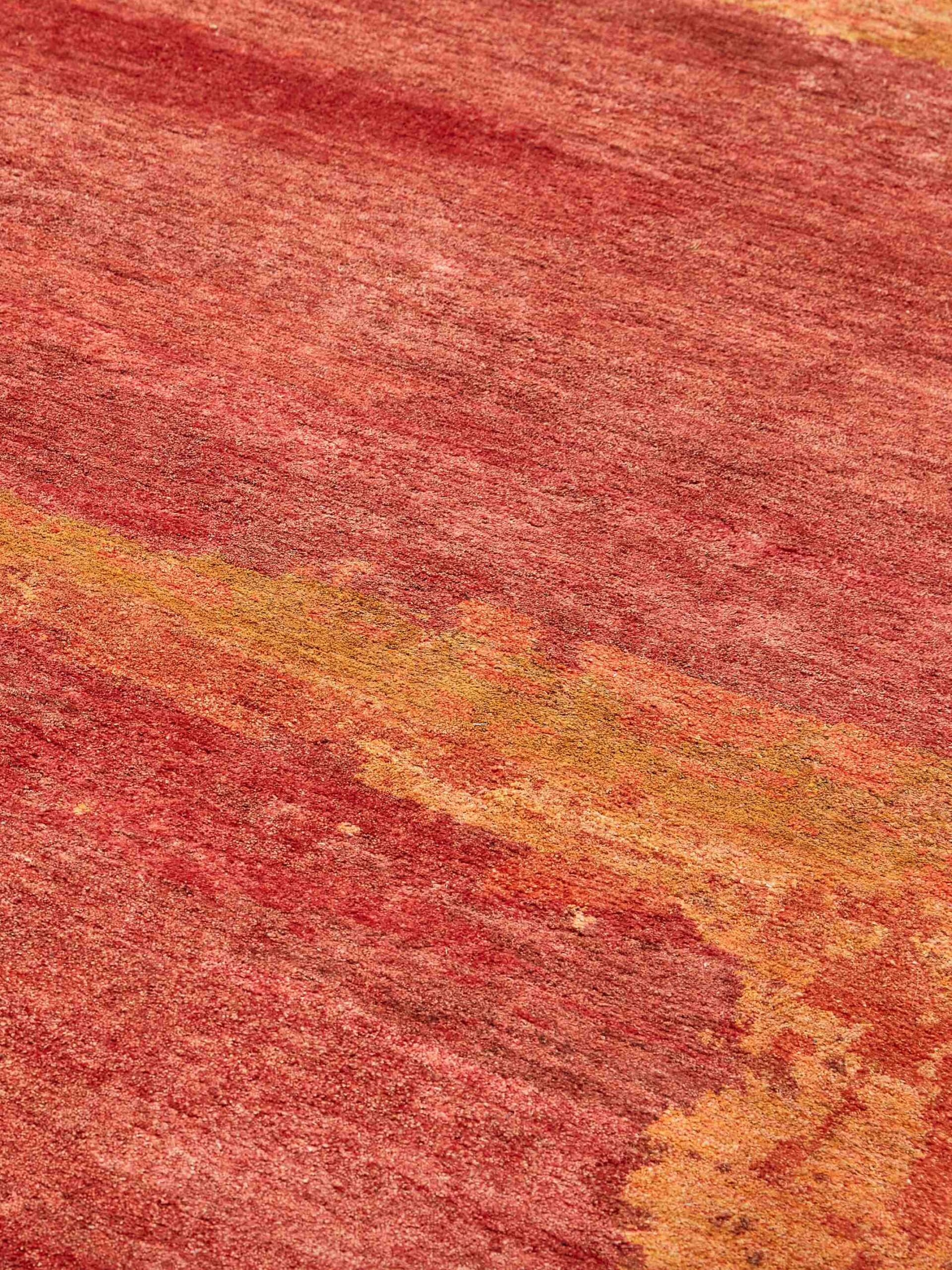 Oltre - zonnig designer tapijt