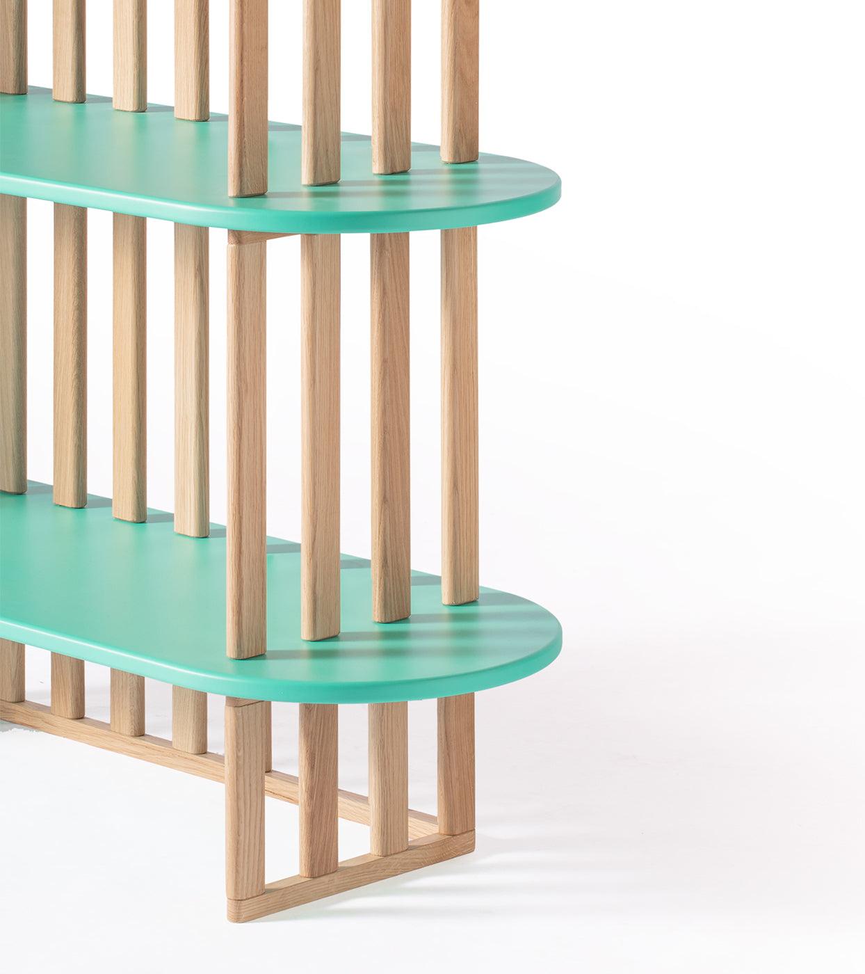 Groene vier-laags boekenkast