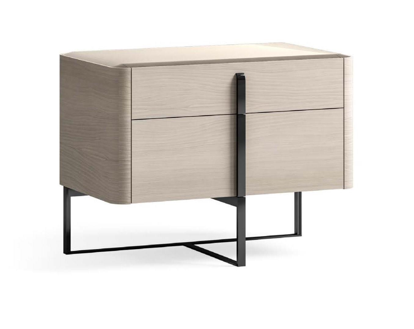 Nachtkastje met glazen blad 80