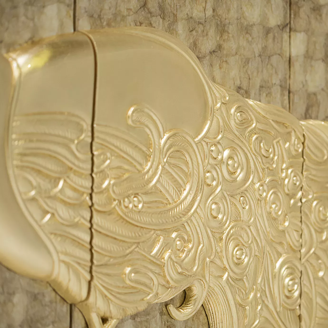 Camilia parelmoer kast